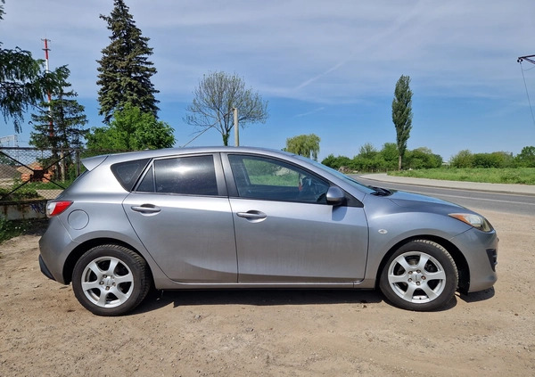 Mazda 3 cena 15900 przebieg: 254000, rok produkcji 2009 z Łęczyca małe 67